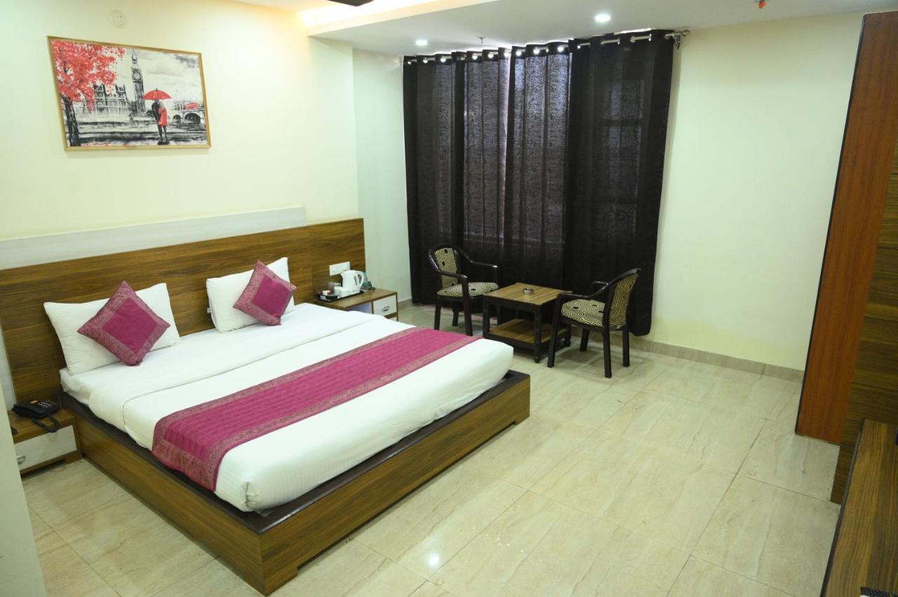 Hotel Grand Kailash,Kotdwara Luaran gambar