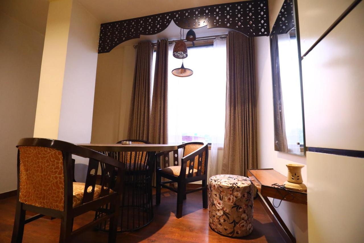 Hotel Grand Kailash,Kotdwara Luaran gambar