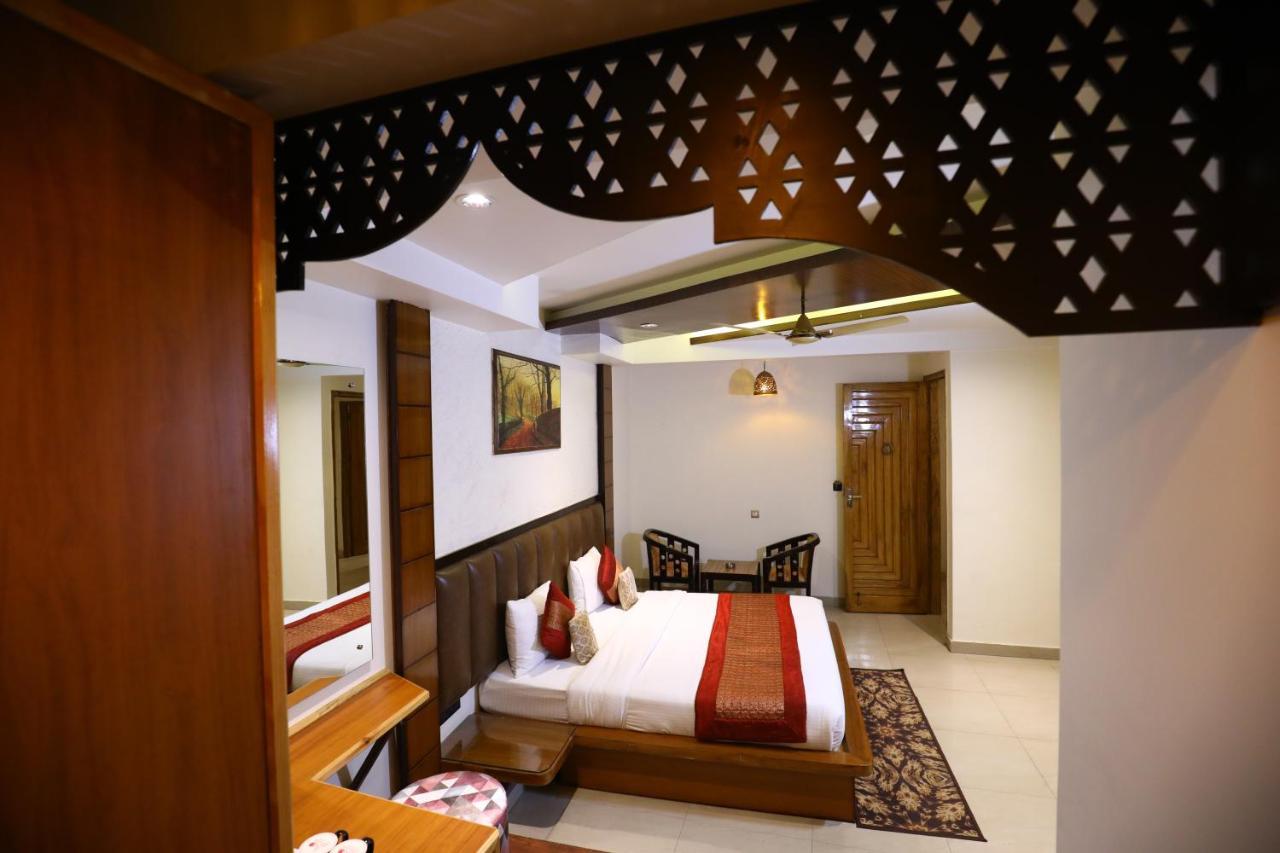 Hotel Grand Kailash,Kotdwara Luaran gambar