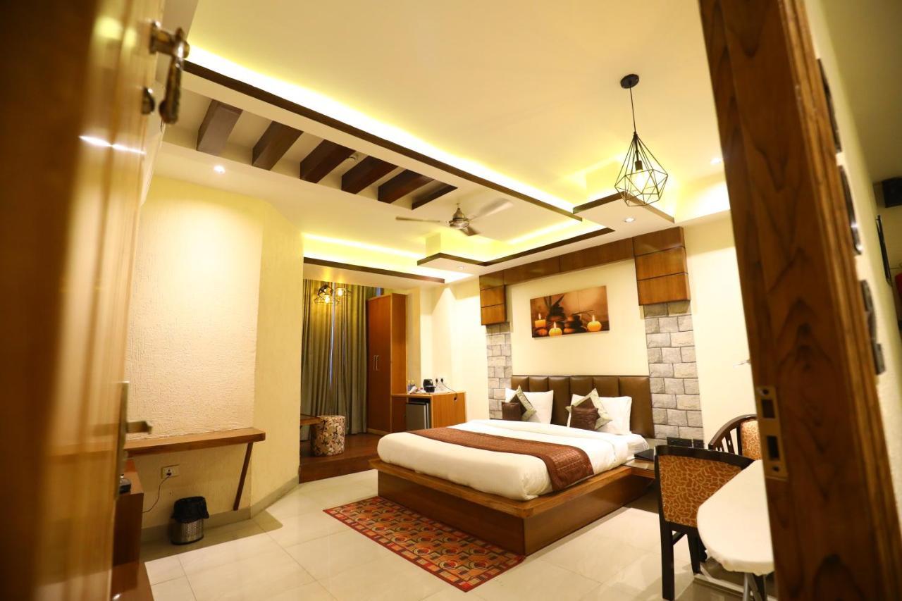 Hotel Grand Kailash,Kotdwara Luaran gambar