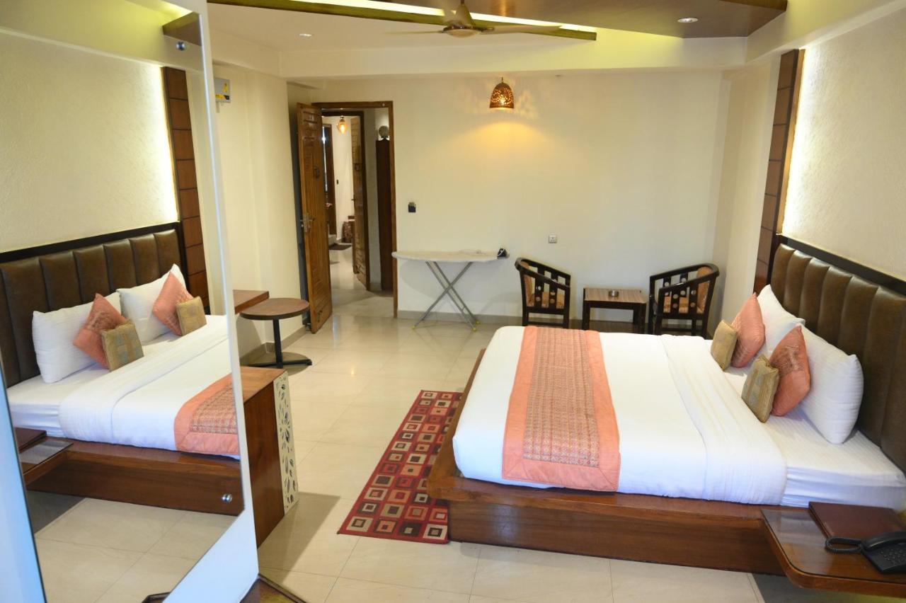 Hotel Grand Kailash,Kotdwara Luaran gambar